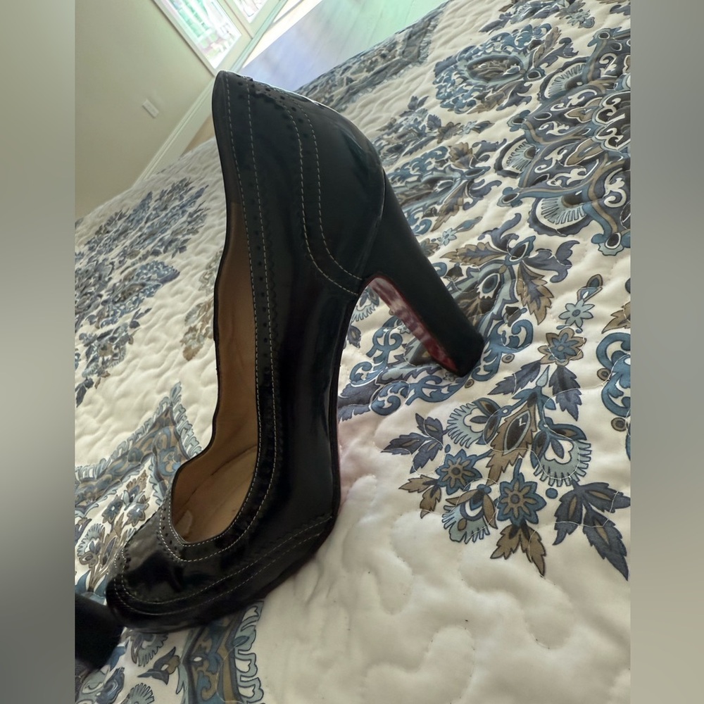 Christian louboutin black heels size 37